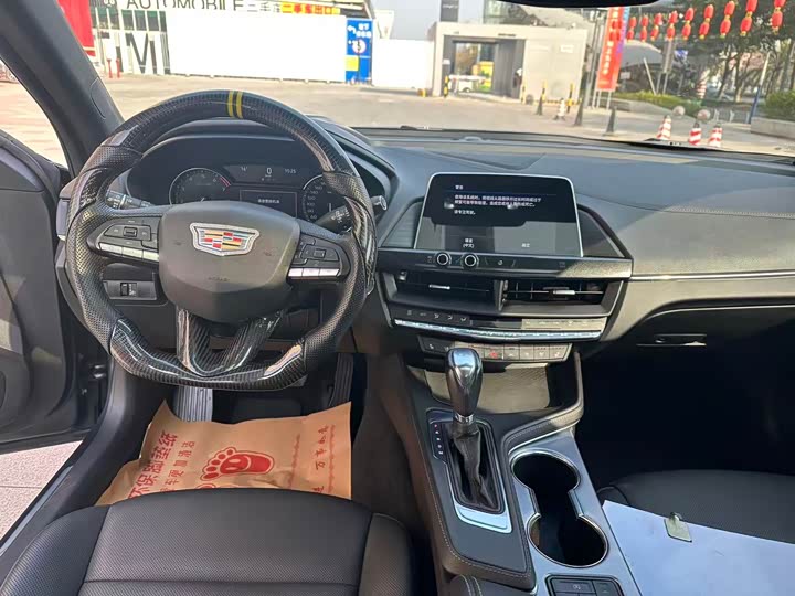 Фото 7 - Cadillac CT4