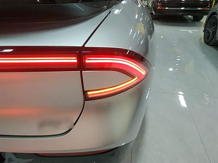 Фото 8 - XPeng F57