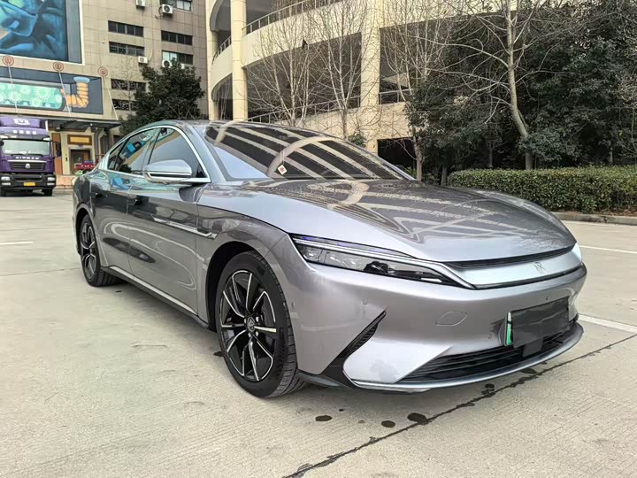 Фото 3 - BYD Han