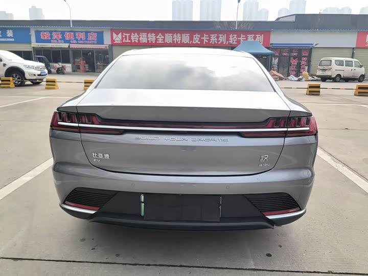 Фото 8 - BYD Han