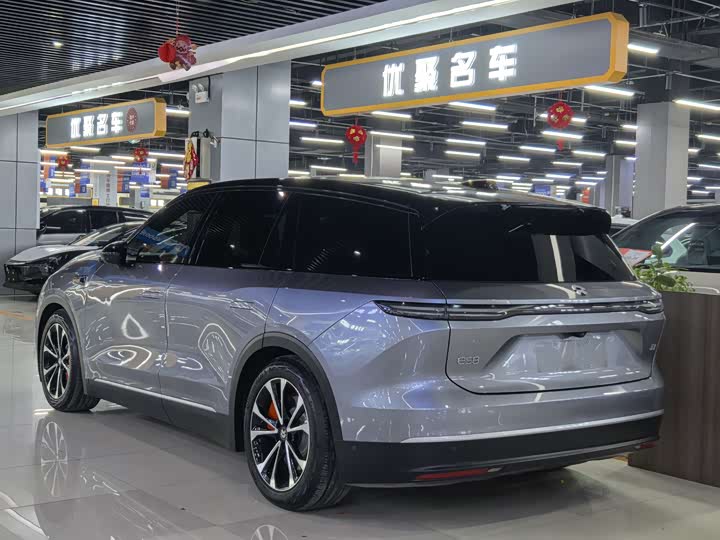 Фото 7 - Nio ES8