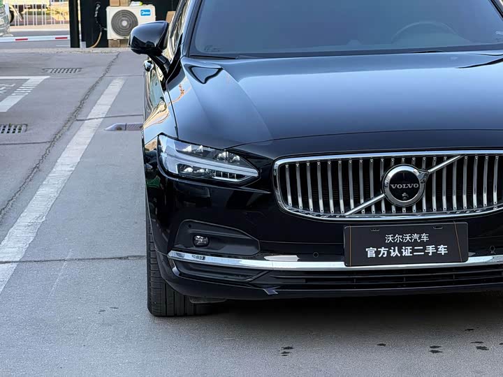 Фото 6 - Volvo S90