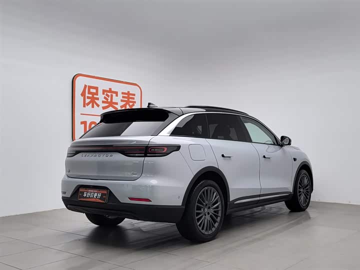 Фото 2 - Leapmotor C11