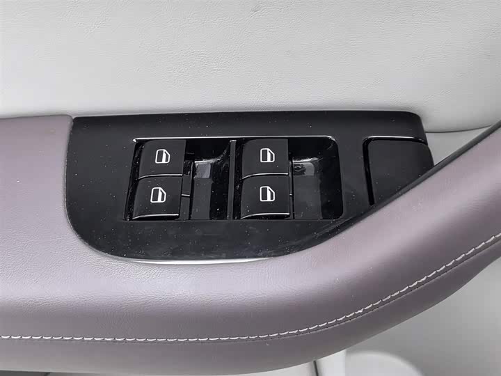 Фото 9 - Leapmotor C11