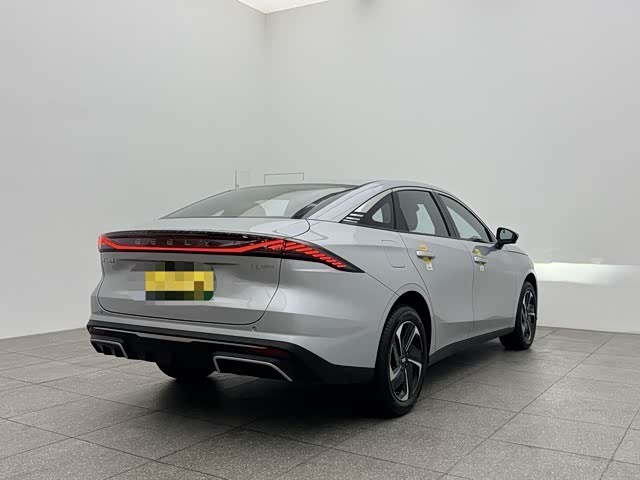 Фото 6 - Geely Galaxy L6