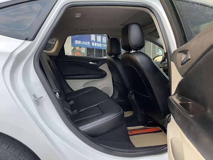 Фото 7 - Buick Verano