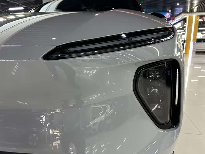 Фото 8 - Nio ES6