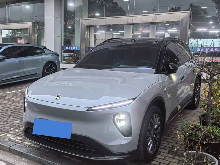 Фото 1 - Nio ES6