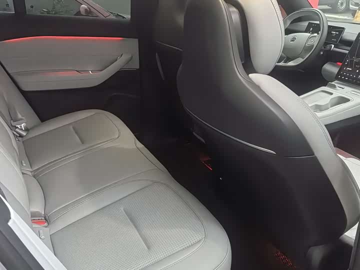 Фото 5 - Nio ES6