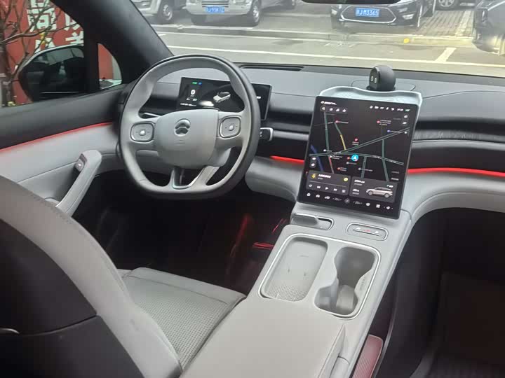 Фото 6 - Nio ES6