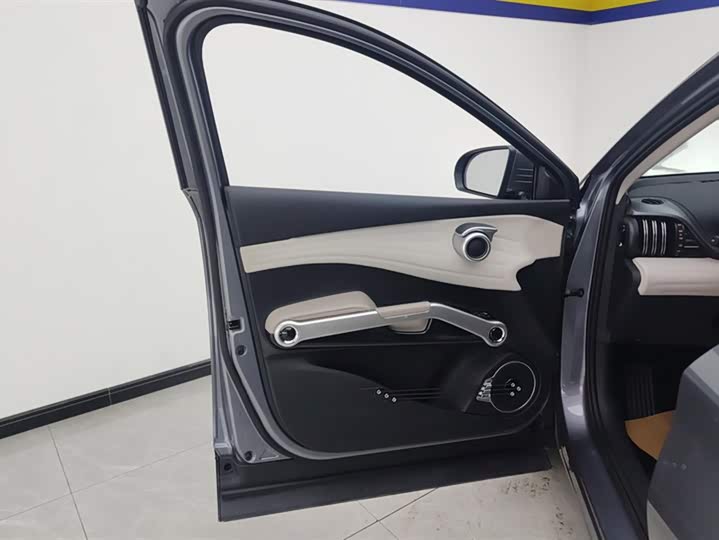 Фото 7 - BYD Yuan Plus