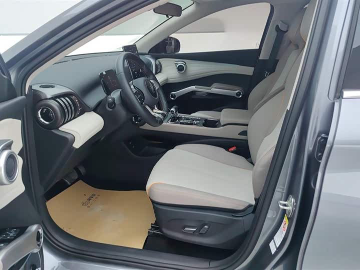 Фото 9 - BYD Yuan Plus