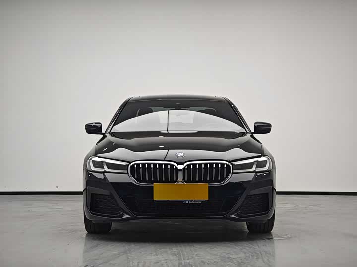 Фото 5 - BMW 5 Series