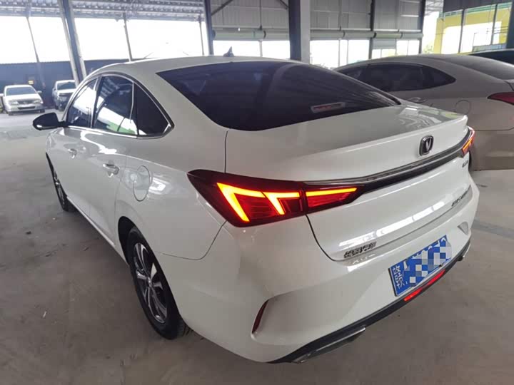 Фото 5 - Changan Eado Plus