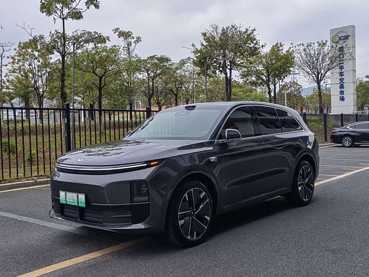 Фото 1 - LiXiang L6