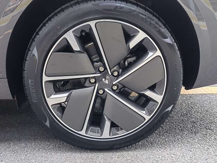 Фото 8 - LiXiang L6