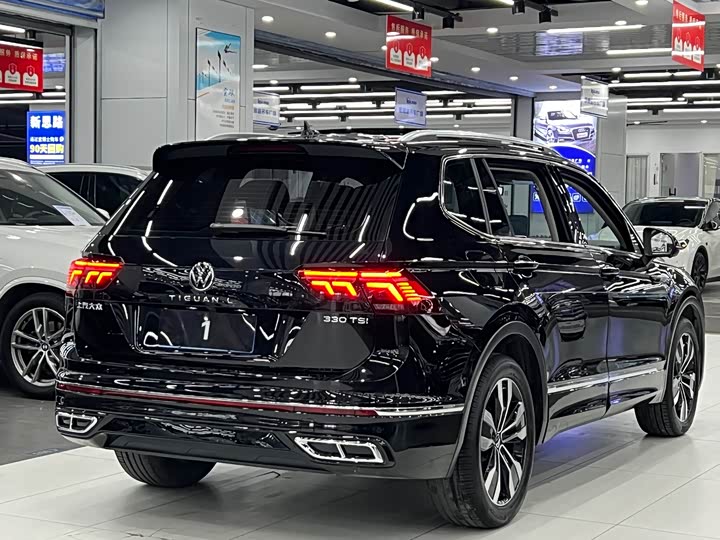 Фото 6 - Volkswagen Tiguan L Pro