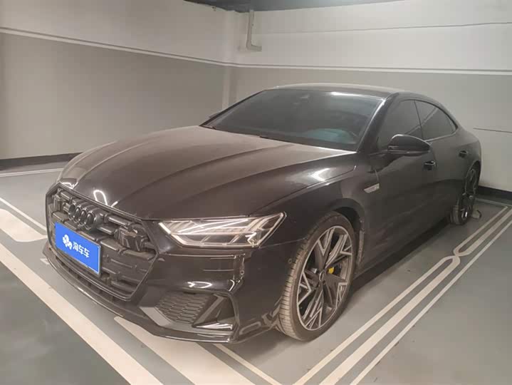 Фото 1 - Audi A7L