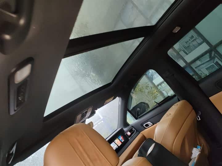 Фото 9 - LiXiang One