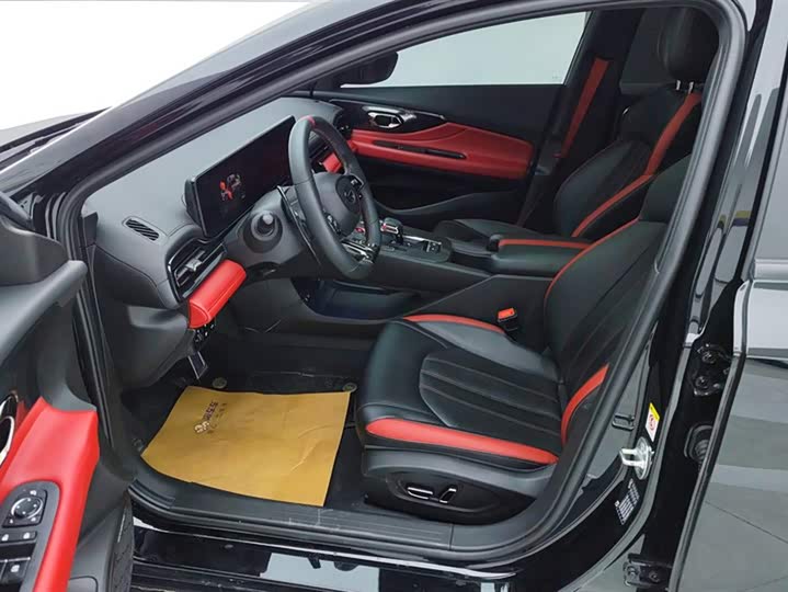 Фото 9 - GAC Trumpchi Empow R