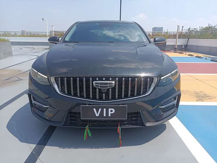 Фото 2 - Geely Preface