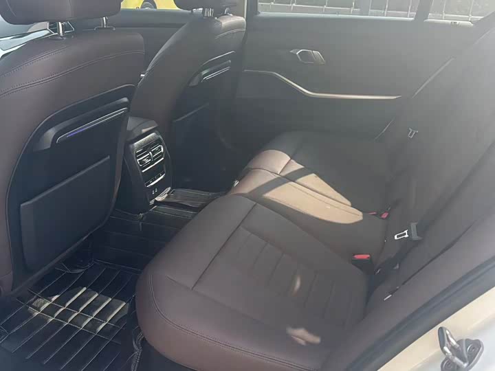 Фото 6 - BMW 3 Series