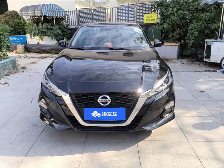 Фото 2 - Nissan Teana