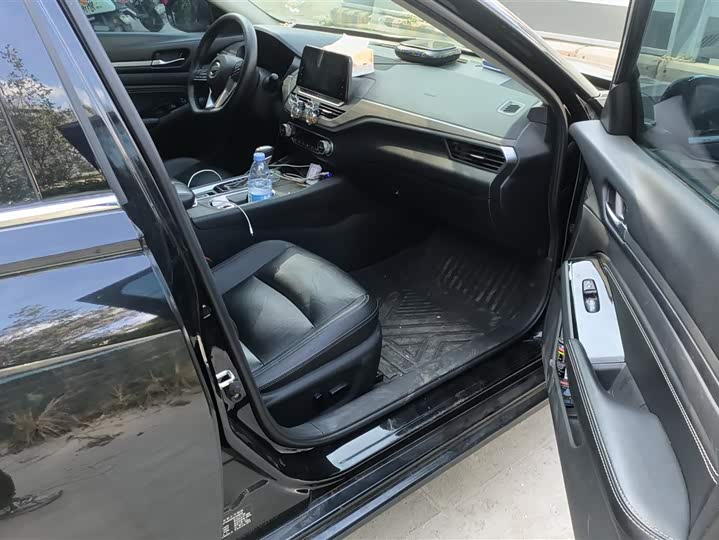 Фото 8 - Nissan Teana