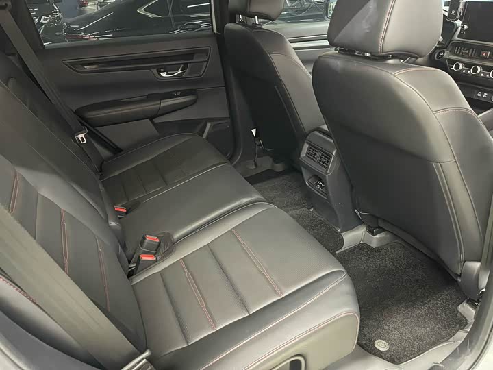 Фото 8 - Honda CR-V