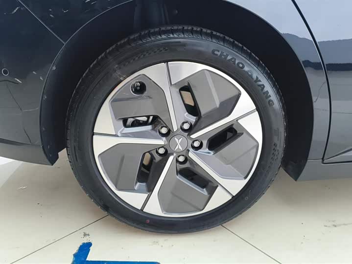 Фото 6 - XPeng Mona M03