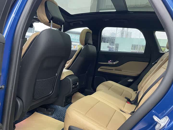 Фото 5 - Lincoln Corsair