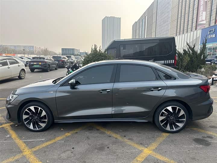 Фото 9 - Audi A3