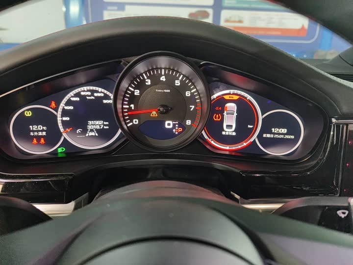 Фото 4 - Porsche Panamera