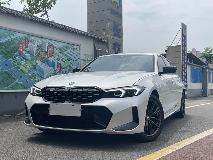 Фото 1 - BMW 3 Series