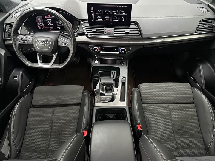 Фото 7 - Audi Q5L Sportback