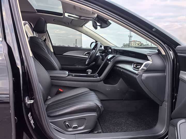 Фото 5 - Hongqi H5