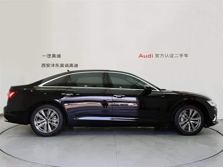 Фото 3 - Audi A6L