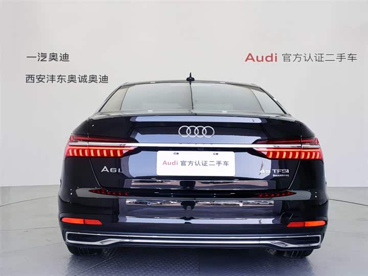 Фото 5 - Audi A6L