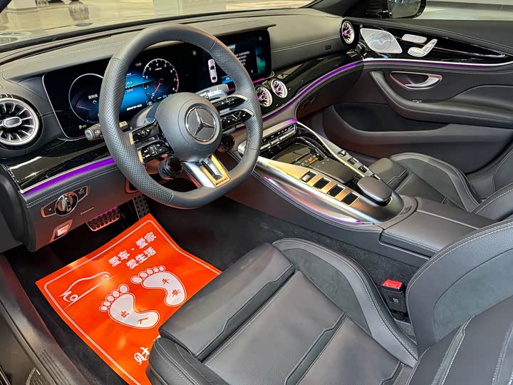 Фото 7 - Mercedes-Benz AMG GT