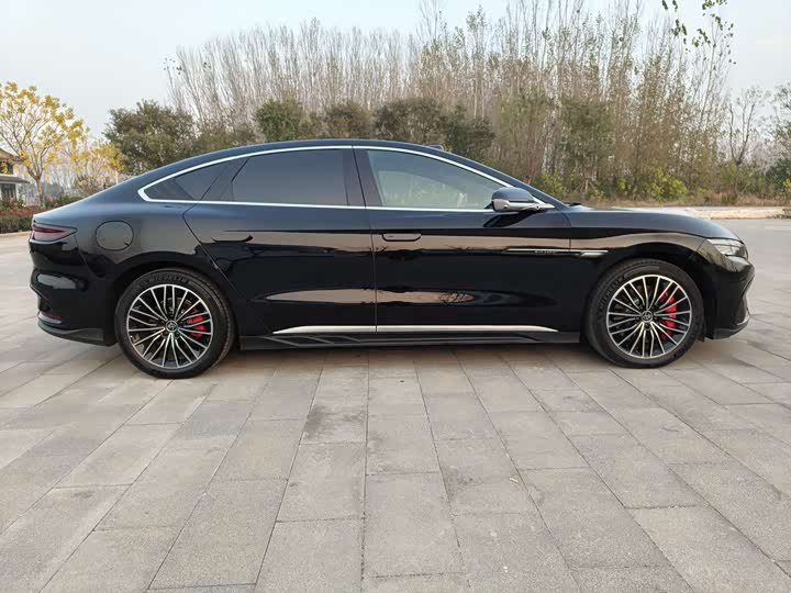 Фото 4 - BYD Han