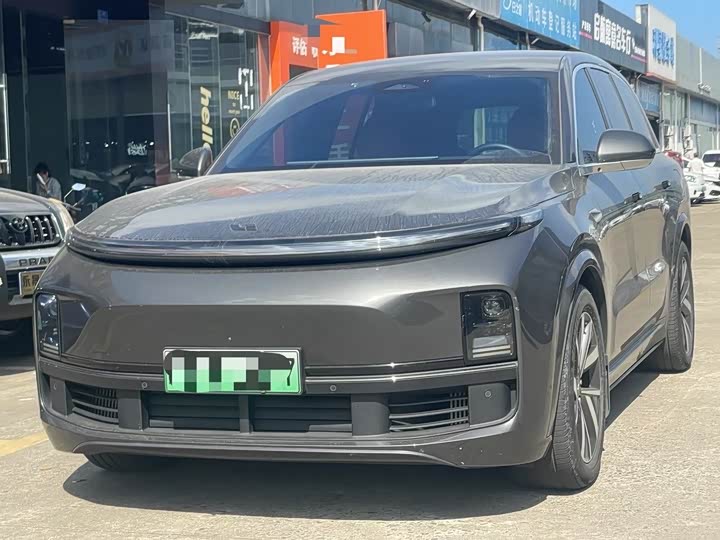 Фото 1 - LiXiang L8