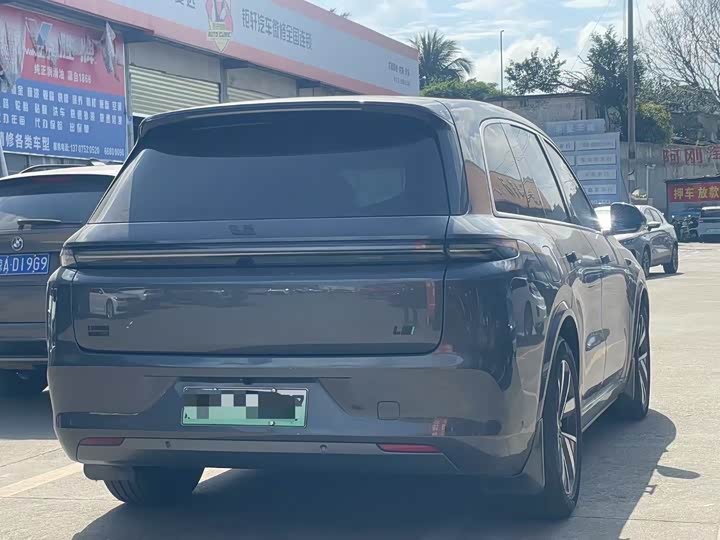 Фото 2 - LiXiang L8