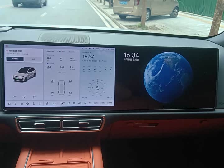 Фото 9 - LiXiang L6