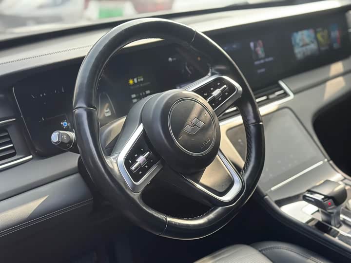 Фото 5 - LiXiang One