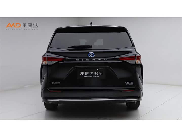 Фото 4 - Toyota Sienna