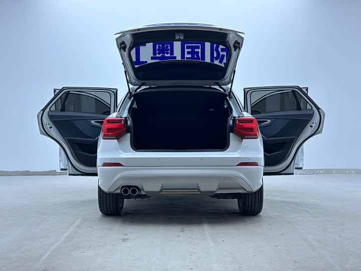 Фото 7 - Audi Q2L