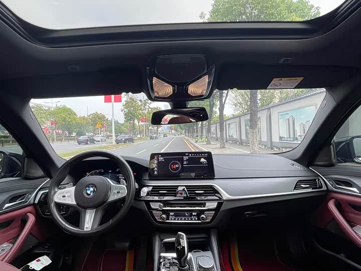 Фото 6 - BMW 5 Series