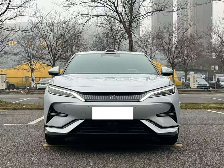 Фото 2 - BYD Song L