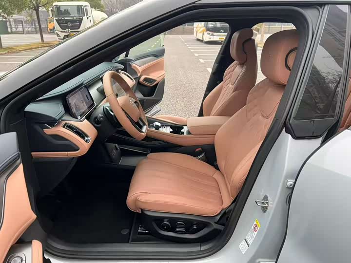 Фото 4 - BYD Song L