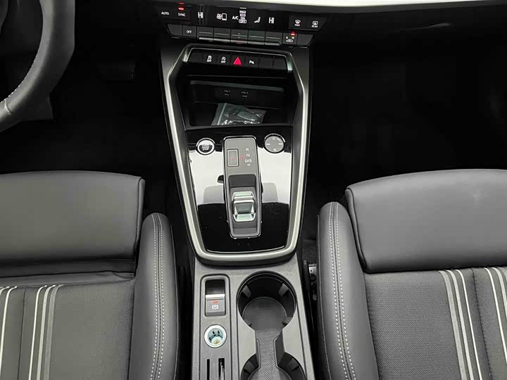 Фото 5 - Audi A3